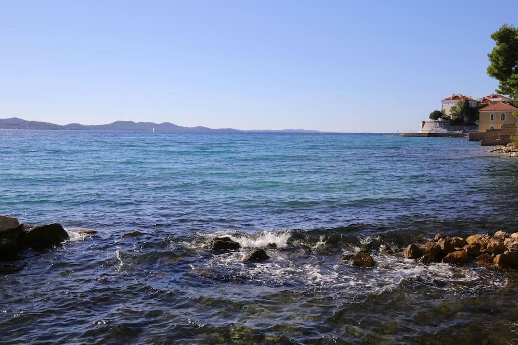 Seafront Beach Apartment - Directly At The Beach Zadar Eksteriør bilde