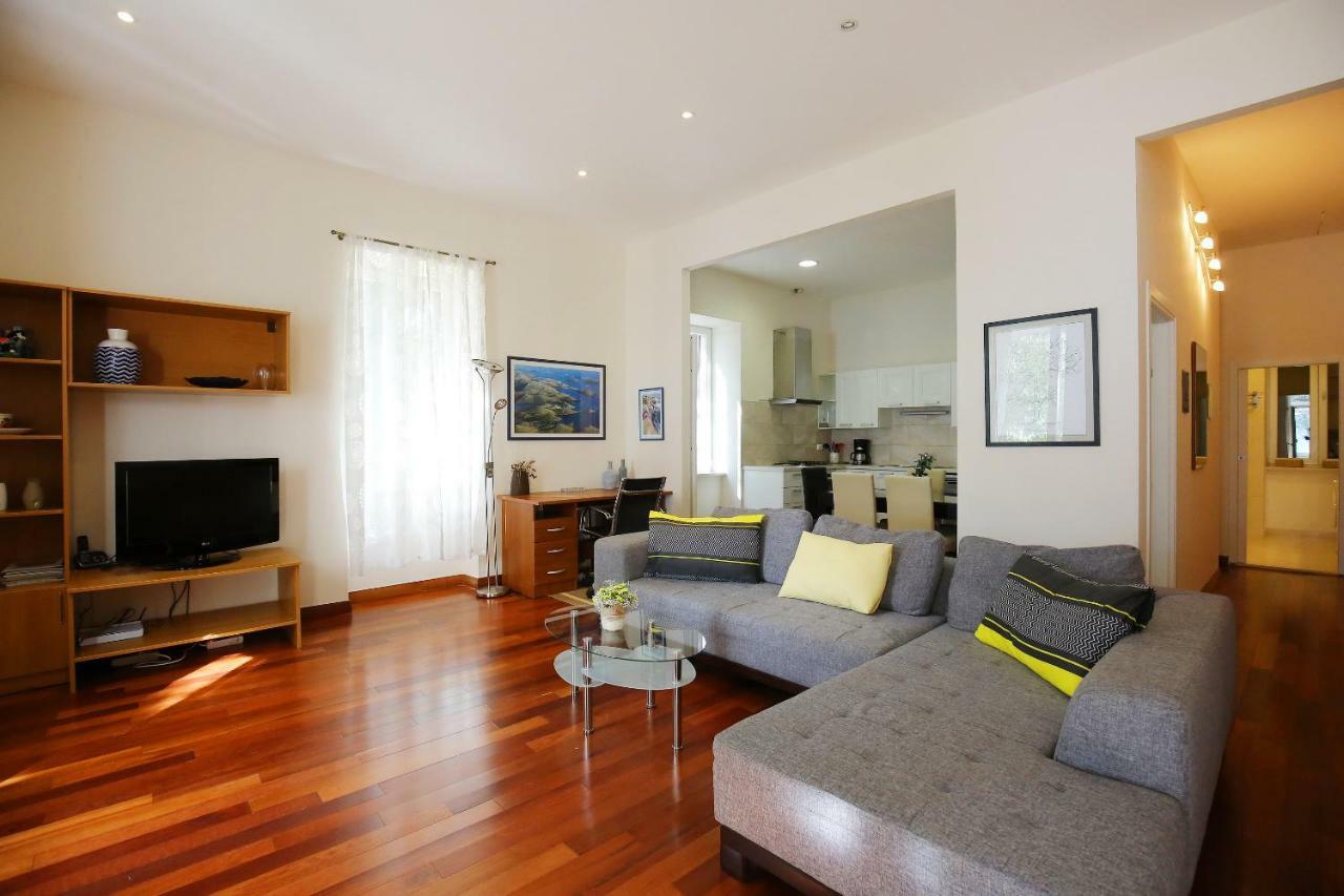 Seafront Beach Apartment - Directly At The Beach Zadar Eksteriør bilde