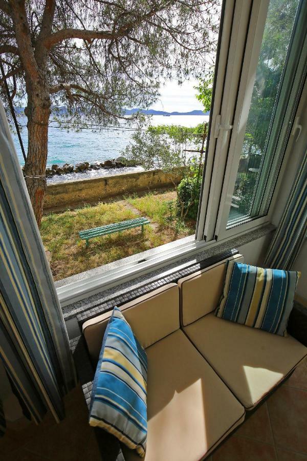 Seafront Beach Apartment - Directly At The Beach Zadar Eksteriør bilde